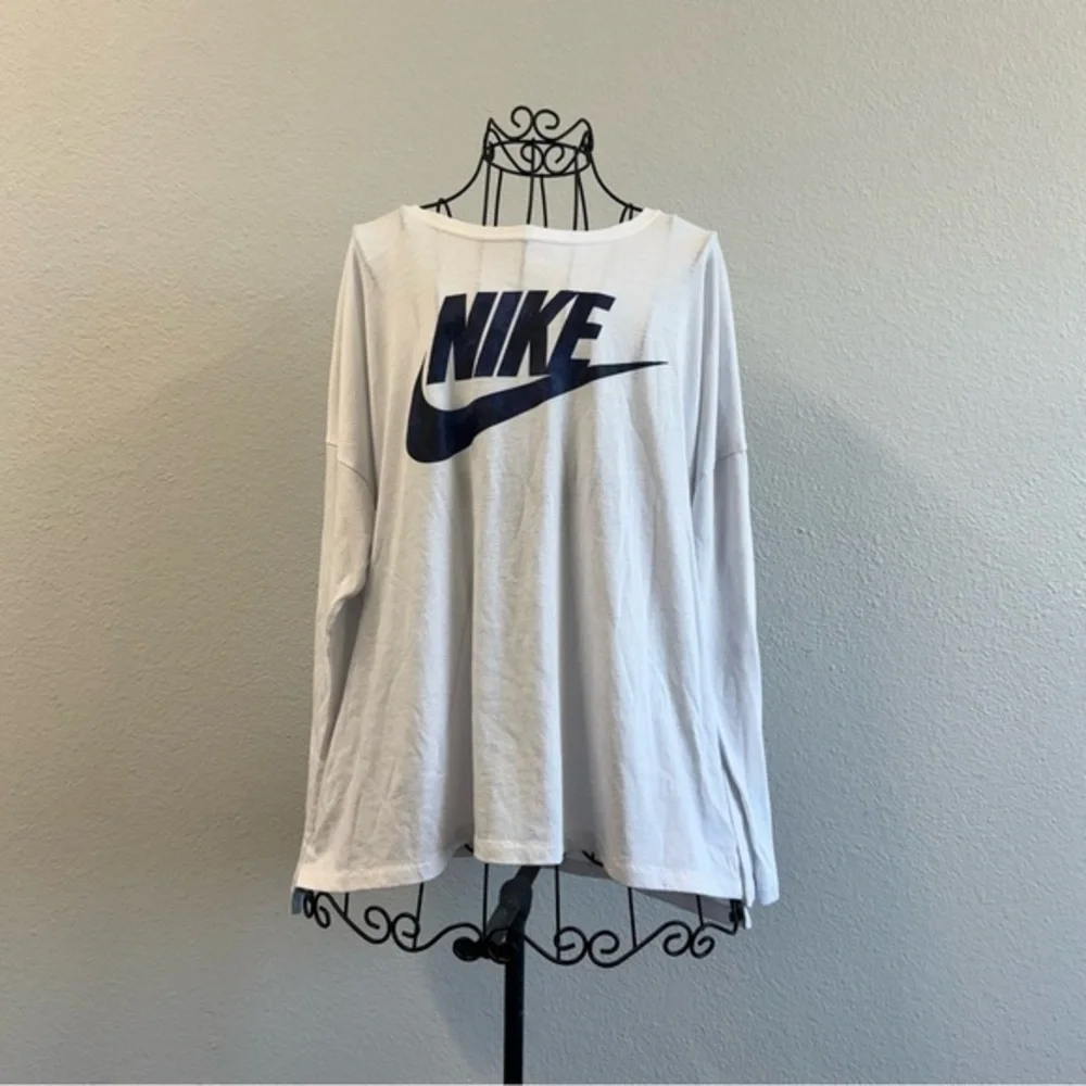 Nike White and Blue Logo Long Sleeve Top